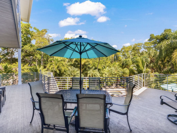 Luxury Anna Maria Island Vacation Rental On North End